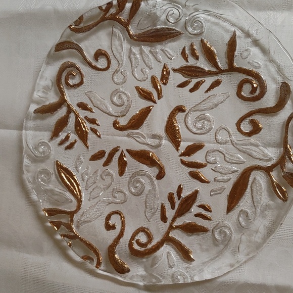 Crate & Barrell Baroque Ind 14.5" Round Platter Inset with Gold - Picture 8 of 10